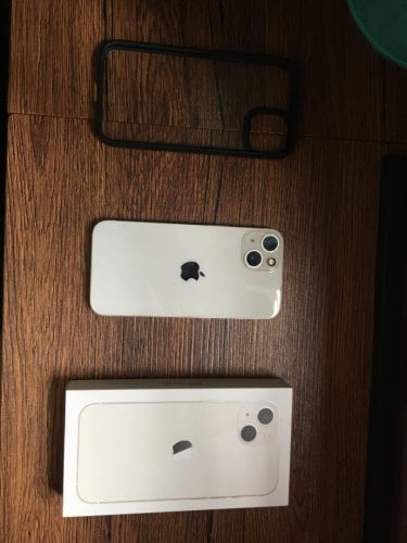 Περισσότερες πληροφορίες για "Apple iPhone 13 (Άσπρο/128 GB) 97% υγεία μπαταρίας"