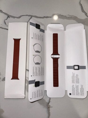 Περισσότερες πληροφορίες για "Apple Watch Authentic Brand New Bands"