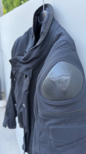 Περισσότερες πληροφορίες για "Dainese μπουφάν μηχανης"