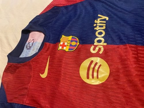 Περισσότερες πληροφορίες για "Barcelona Home Jersey 24/25"