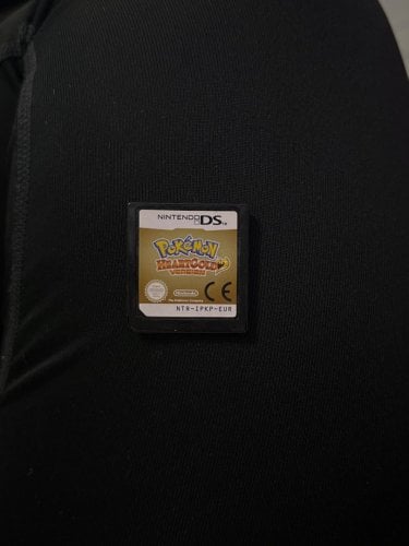 Περισσότερες πληροφορίες για "Pokémon HeartGold Nintendo Ds-No box"