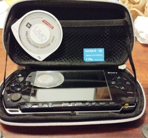 Περισσότερες πληροφορίες για "PSP 2004 ΠΑΖΑΡΙΑ ΔΕ ΘΑ ΑΠΑΝΤΏΝΤΑΙ"