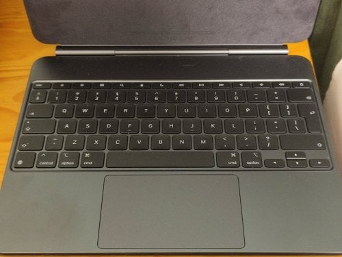 Περισσότερες πληροφορίες για "Apple Magic Keyboard Int Black (iPad Pro 2024 13")"
