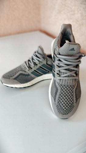 Περισσότερες πληροφορίες για "Adidas Ultra Boost 5.0 DNA"