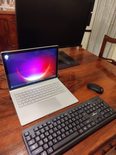 Περισσότερες πληροφορίες για "Microsoft surface Book"