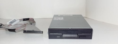 Περισσότερες πληροφορίες για "FLOPPY DISK DRIVE SONY MPF920"