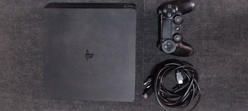 Περισσότερες πληροφορίες για "PS 4 slim"