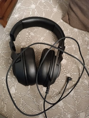 Περισσότερες πληροφορίες για "Razer Kraken X Over Ear Gaming Headset"