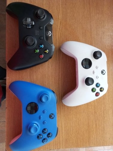 Περισσότερες πληροφορίες για "Xbox series και one χειριστήρια"
