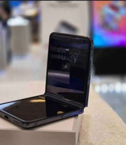 Περισσότερες πληροφορίες για "OPPO Find N2 Flip (Μαύρο/256 GB)Ανταλλαγή με fold 3 είναι ακόμα στην. Εγγυηση"