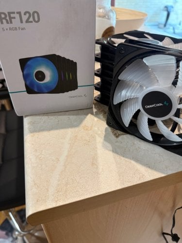 Περισσότερες πληροφορίες για "DeepCool RF 120M (12cm/4 ακίδων/Μαύρο)"