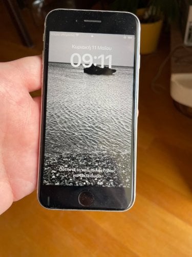 Περισσότερες πληροφορίες για "Apple iPhone SE (2020) (Άσπρο/128 GB)"