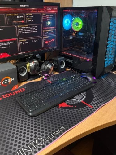 Περισσότερες πληροφορίες για "Full set RGB/ ryzen 7 2700x/ 48gb ram/ 500gb m2/ 500gb ssd/ 2TB HDD"