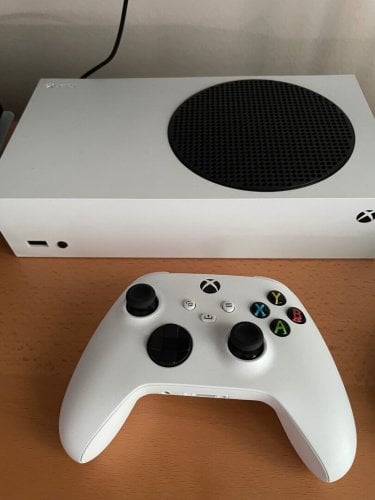 Περισσότερες πληροφορίες για "Microsoft Xbox Series S Starter Bundle"
