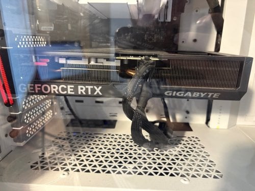 Περισσότερες πληροφορίες για "Gigabyte GeForce RTX 4070 12GB GDDR6X Windforce OC Κάρτα Γραφικών"