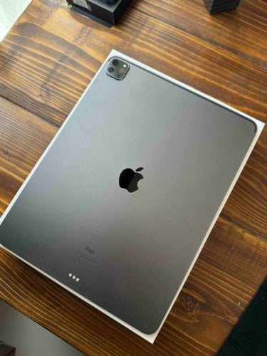 Περισσότερες πληροφορίες για "Apple iPad Pro 2020 12.9 128GB 4th Generation"