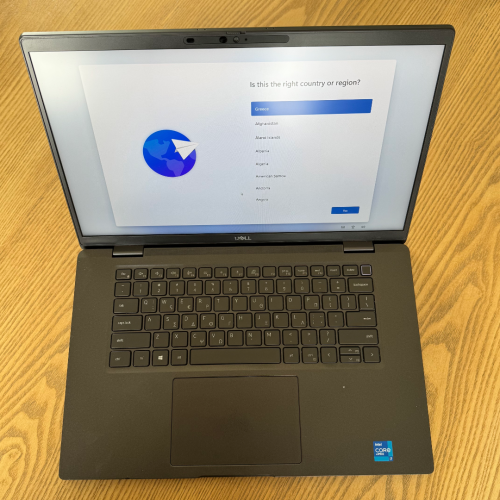 Περισσότερες πληροφορίες για "Laptop Dell Latitude 7520"