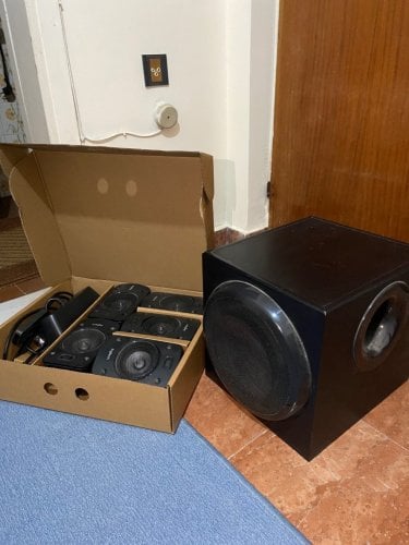 Περισσότερες πληροφορίες για "Logitech z906 1000w"