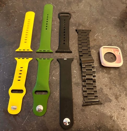 Περισσότερες πληροφορίες για "Apple Watch λουράκια μέχρι 41 μέγεθος."