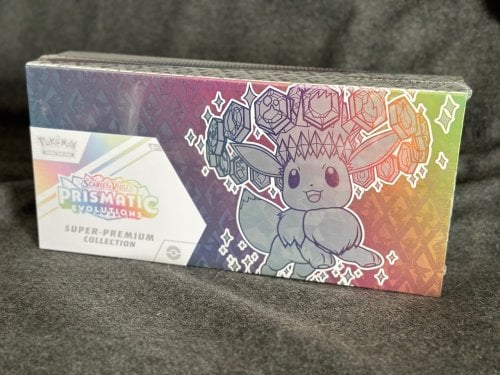 Περισσότερες πληροφορίες για "Prismatic Evolutions Super Premium Collection"