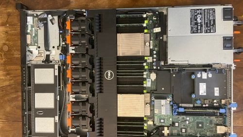 Περισσότερες πληροφορίες για "Dell Poweredge R620 2xE5-2650(8c)/192GB/H310/4xSFF/2x750W/No rails - Rackmount Server"