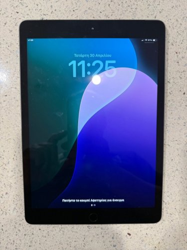 Περισσότερες πληροφορίες για "iPad 10.2 (2020) 8η γενιά 32 Go - WiFi + 4G SIM - Space Gray - εγγύηση 12 μήνες"