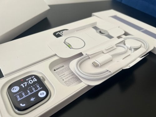 Περισσότερες πληροφορίες για "ΑΨΟΓΟ Apple Watch Series 10 46mm Cellular LTE Silver + ΕΓΓΥΗΣΗ 7 μήνες ακόμη + 100% Μπαταρία"