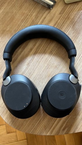Περισσότερες πληροφορίες για "Jabra Evolve2 85"