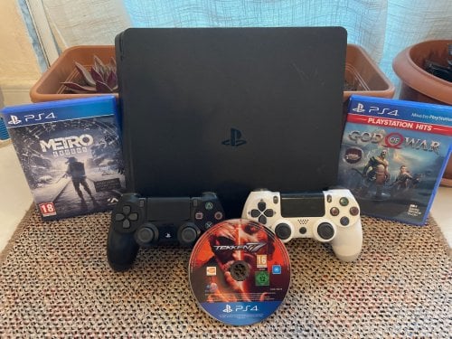 Περισσότερες πληροφορίες για "PS4 Slim με firmware 10.01 για CFW"