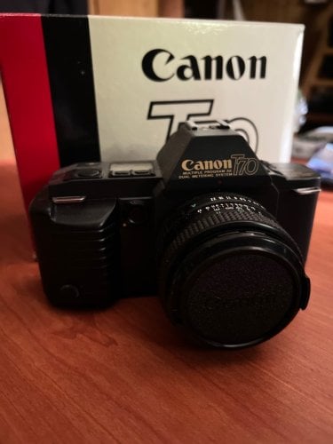 Περισσότερες πληροφορίες για "Canon T70 αυτόματη αναλογική με φακό f 1.8"