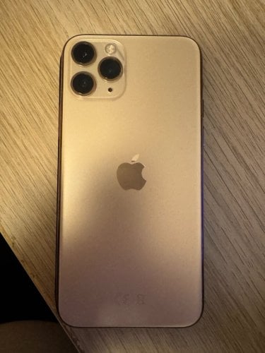Περισσότερες πληροφορίες για "Πωλείται Iphone 11 Pro Gold 64Gb ***ΛΑΡΙΣΑ***"