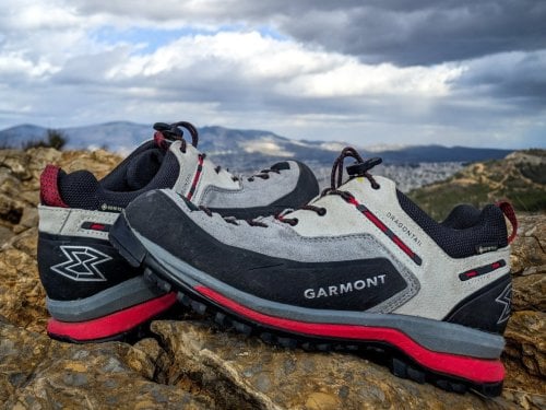 Περισσότερες πληροφορίες για "Garmont Dragontail Tech GTX 42,5 / 27cm"
