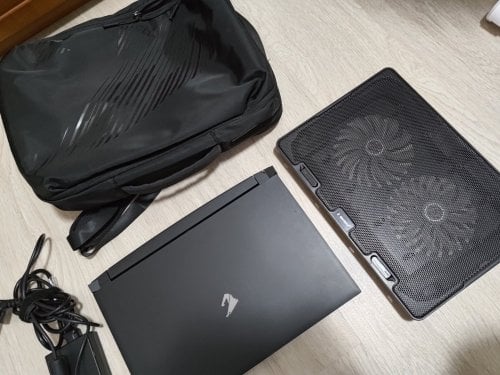 Περισσότερες πληροφορίες για "Gigabyte Aorus 15P"