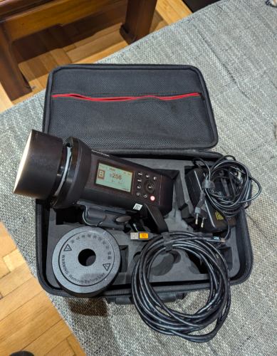 Περισσότερες πληροφορίες για "Godox AD400PRO studio flash + tether pro καλωδιο"