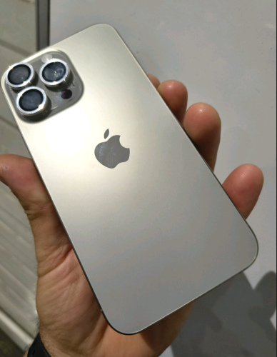 Περισσότερες πληροφορίες για "Apple iPhone 15 Pro Max (Τιτάνιο/256 GB)"
