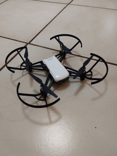 Περισσότερες πληροφορίες για "Drone Tello TLW004 (DJI) – Στο κουτί του αχρησιμοποίητο"