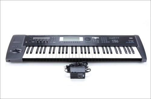 Περισσότερες πληροφορίες για "KORG TR61 SYNTHESIZER 61 KEYS"