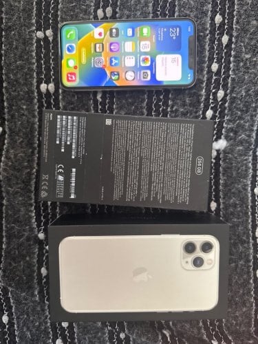 Περισσότερες πληροφορίες για "Apple iPhone 11 Pro (Ασημί/256gb)"