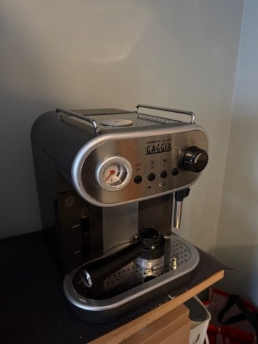 Περισσότερες πληροφορίες για "Gaggia Carezza Deluxe Μηχανή Espresso 1900W Πίεσης 15bar , ΘΕΣΣΑΛΟΝΙΚΗ"