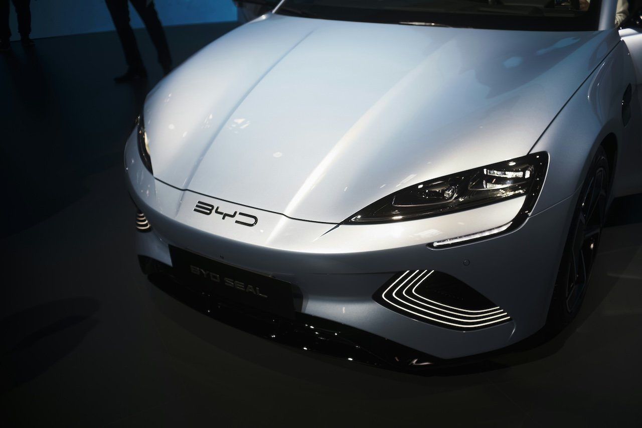 Η BYD ξεπέρασε την Tesla στις πωλήσεις ηλεκτρικών οχημάτων στην Ευρώπη