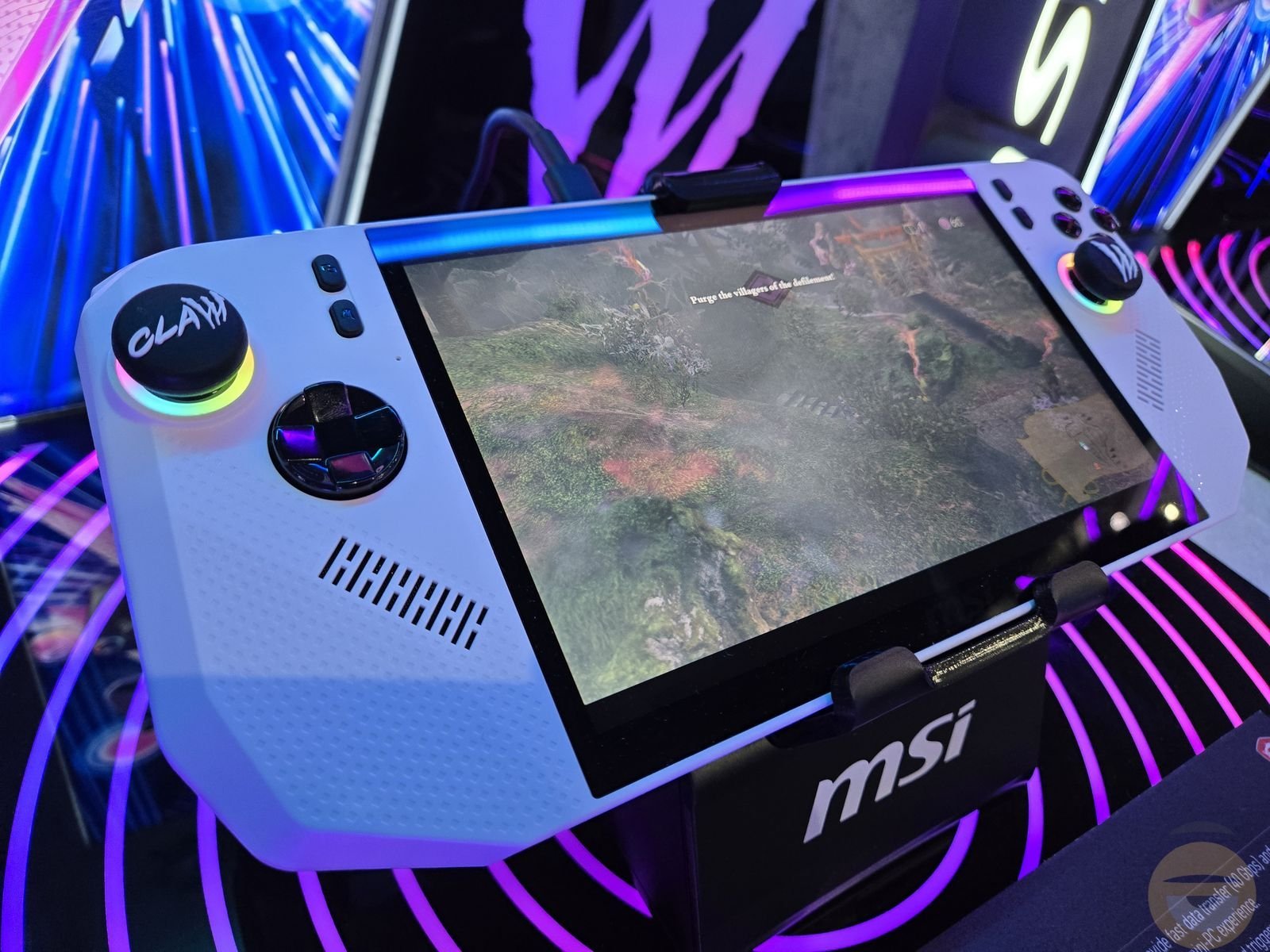 Η MSI αποκαλύπτει το νέο Claw A8 με επεξεργαστή AMD Ryzen Z2 Extreme στην Computex 2025