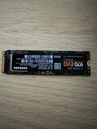 Περισσότερες πληροφορίες για "Samsung 970 EVO 500 gb"