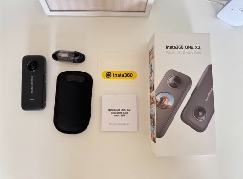 Περισσότερες πληροφορίες για "Insta 360 One X2"