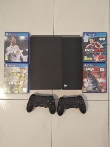 Περισσότερες πληροφορίες για "Sony PS4-69 500 GB + 2 γνήσια χειριστήρια +4 παιχνίδια"