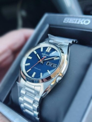 Περισσότερες πληροφορίες για "SEIKO   SRPK87K1J"