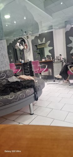 Περισσότερες πληροφορίες για "Βοηθός κομμωτήριου"
