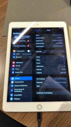 Περισσότερες πληροφορίες για "Apple A1673 iPad Pro 9.7-inch Wi-Fi 32GB Space Gray"