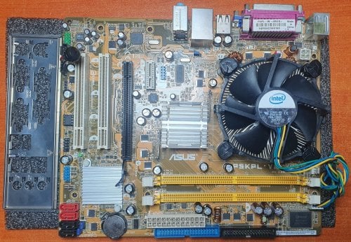 Περισσότερες πληροφορίες για "ASUS P5KPL-VM"