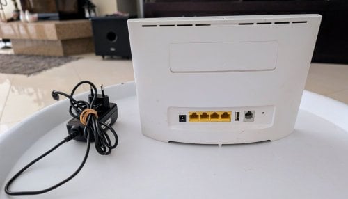 Περισσότερες πληροφορίες για "Huawei B525s-23a cat6 4G+ VoiP"