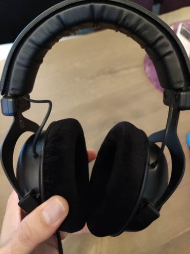 Περισσότερες πληροφορίες για "BEYERDYNAMIC TYGR 300R"